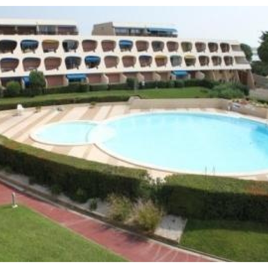  Annonces CAMARGUE : Appartement | LE GRAU-DU-ROI (30240) | 18 m2 | 270 € 